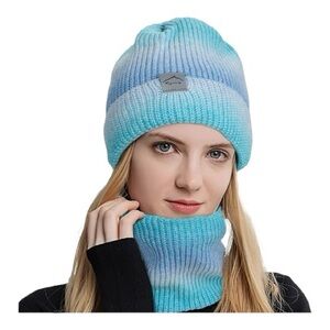 Deago - NWT - Sky Blue Gradient Knit Beanie & Scarf Set